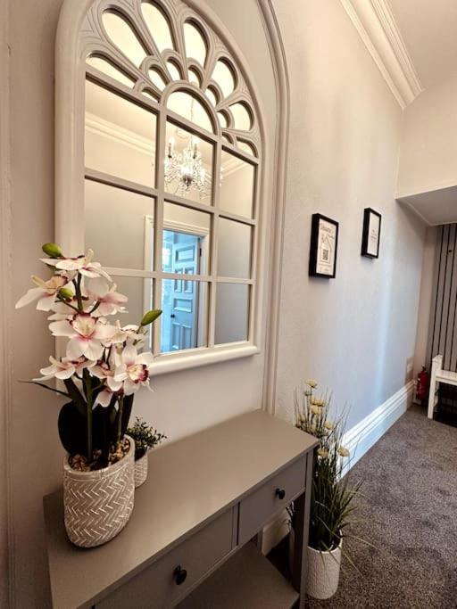 The Retreat - Large Luxury Apartment, Two Mins From Beach Bournemouth Exterior foto