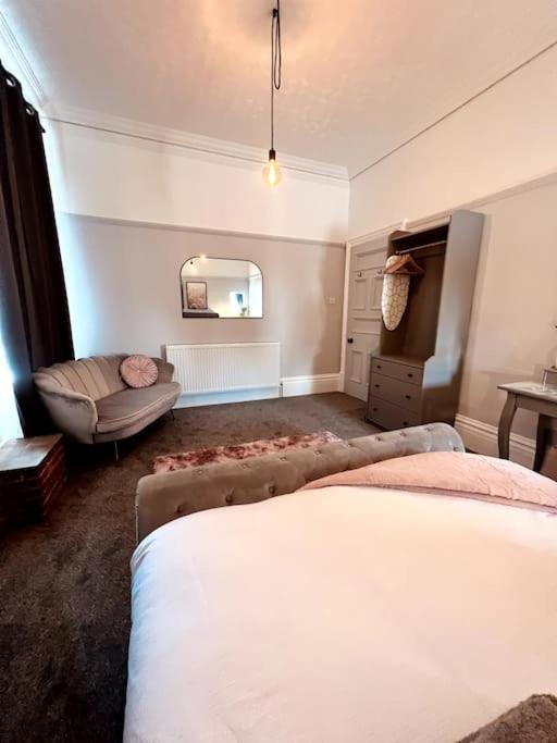 The Retreat - Large Luxury Apartment, Two Mins From Beach Bournemouth Exterior foto