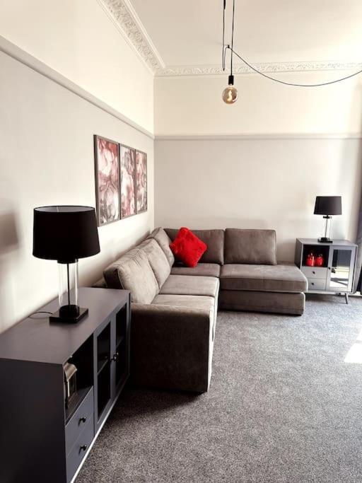 The Retreat - Large Luxury Apartment, Two Mins From Beach Bournemouth Exterior foto