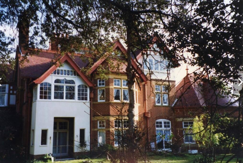 The Retreat - Large Luxury Apartment, Two Mins From Beach Bournemouth Exterior foto